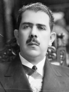 Retrato Lázaro Cardenas del Rio